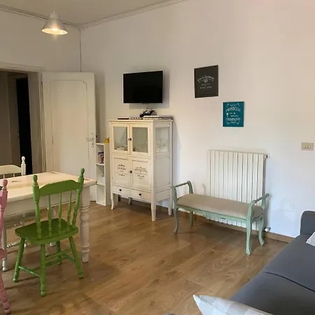 La Casetta Di Paola * 卡潘诺里